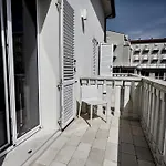 Apartamento Rouge Maison