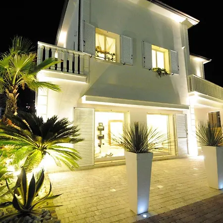 아파트 Rouge Maison