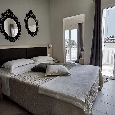 Rouge Maison 아파트