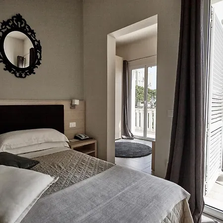 Rouge Maison 밀라노마리티마