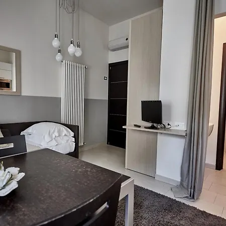 아파트 Rouge Maison 밀라노마리티마