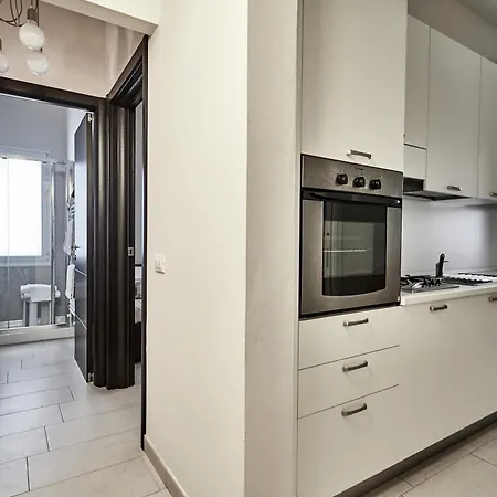 Rouge Maison 밀라노마리티마