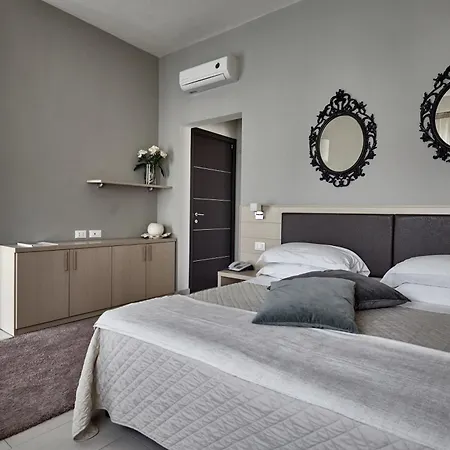 아파트 Rouge Maison 밀라노마리티마