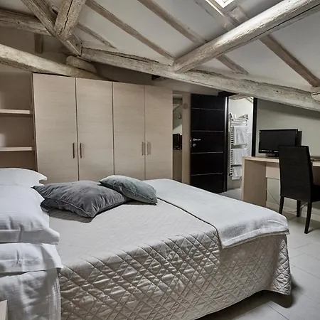 아파트 Rouge Maison 밀라노마리티마